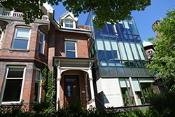 Max Gluskin House