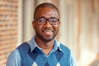 <br />
Ismael Mourifié